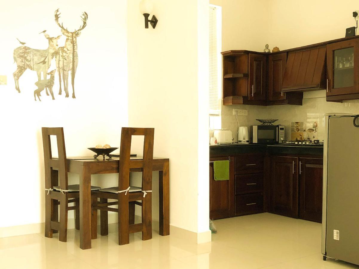 City Tower, Luxury 2 Two Bed Seaview Apartment Colombo Dehiwala-Mount Lavinia Exteriör bild